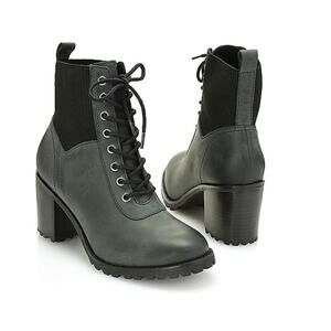 Matisse "Moss" Smooth Leather Lace-up Combat-Style Ankle Boots sz 7.5M